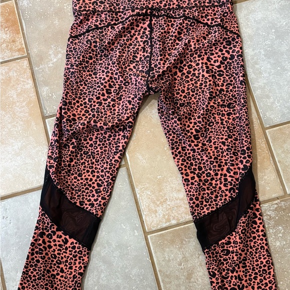 Coral & Black Leopard Print Leggings. Sz. L by “Cut The Frills”. NWOT - Picture 4 of 5